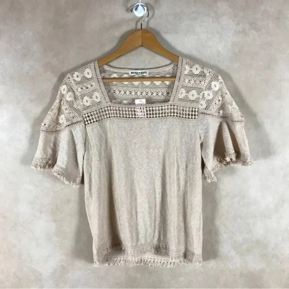 Beige Boho Fringe Embroidered Top NWT XS - Picture 4 of 6